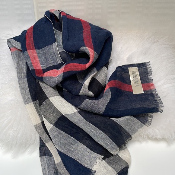 Burberry Check Linen Scarf. Authentic - Picture 2 of 8